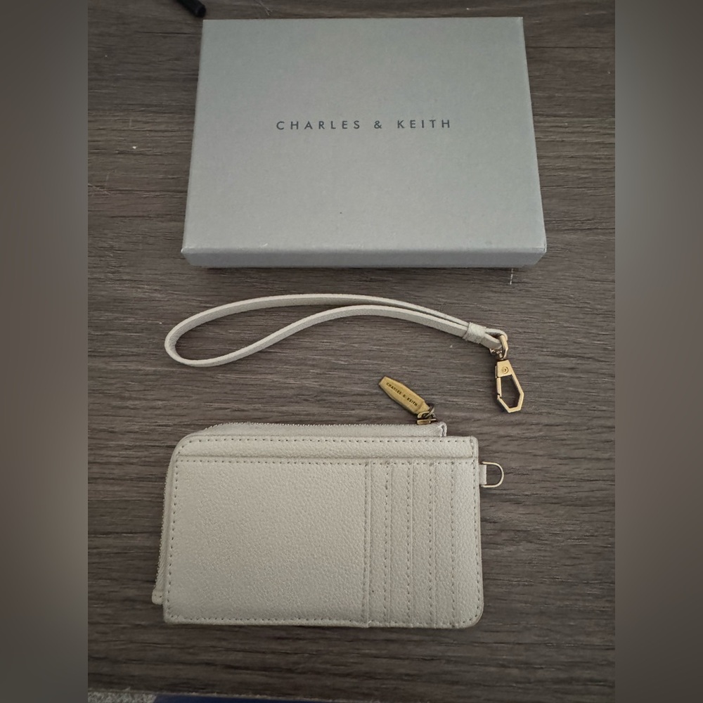 Card case cream